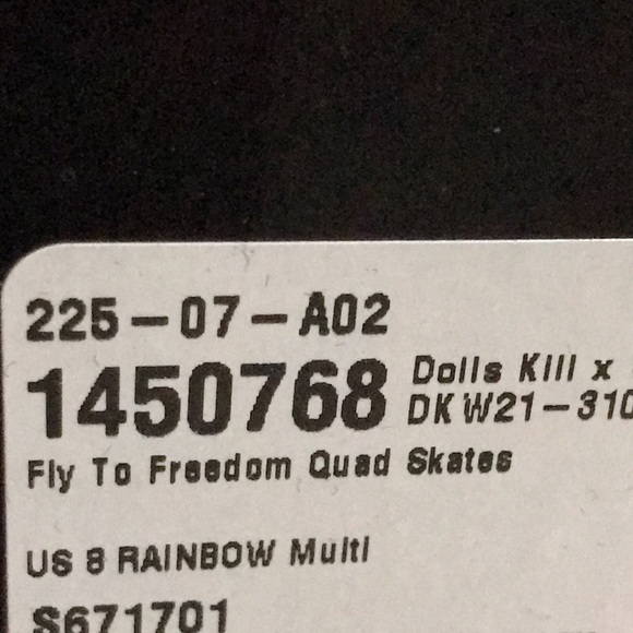 🦋🆕Dolls Kill x Winx Club LIGHT UP!”Fly To Freedom”Quad Roller Skates!BNIB🛼🦋 - Picture 16 of 17